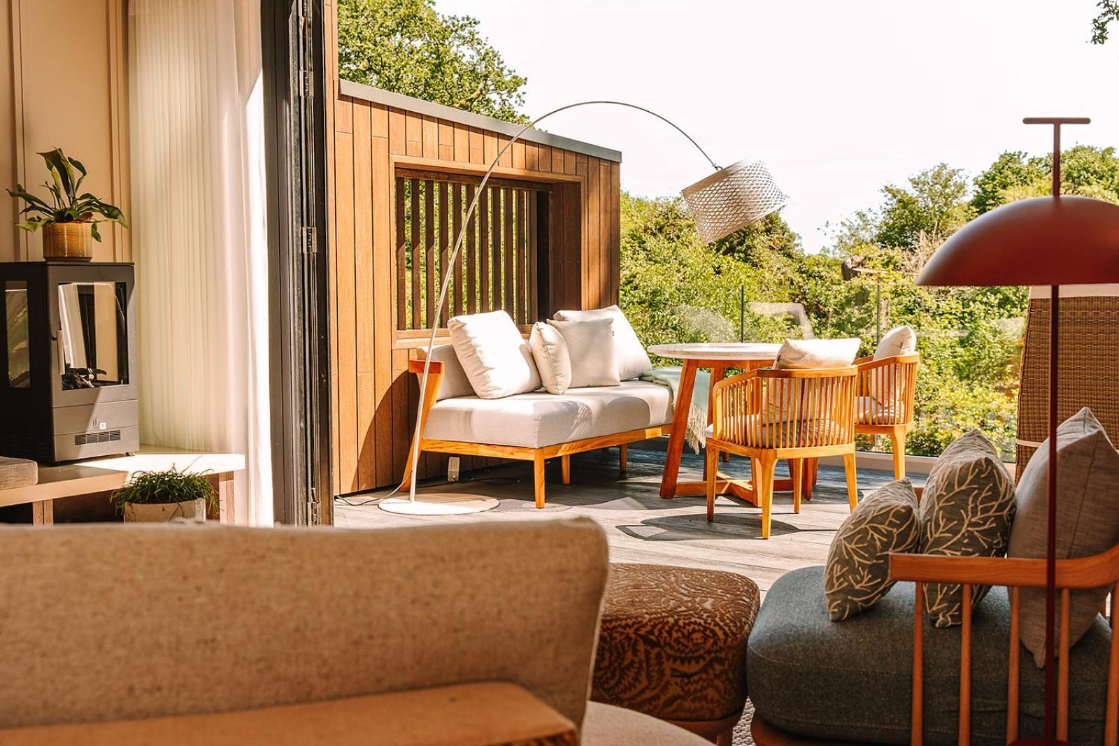 Lakeside Spa Lodge