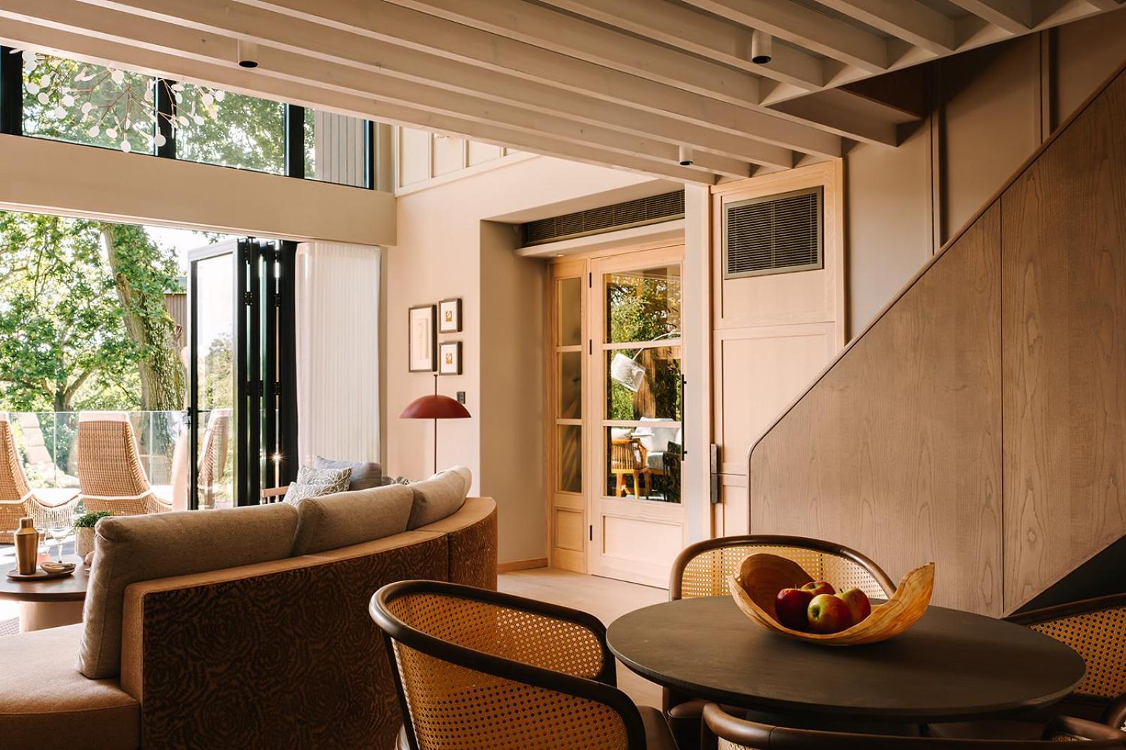 Lakeside Spa Lodge